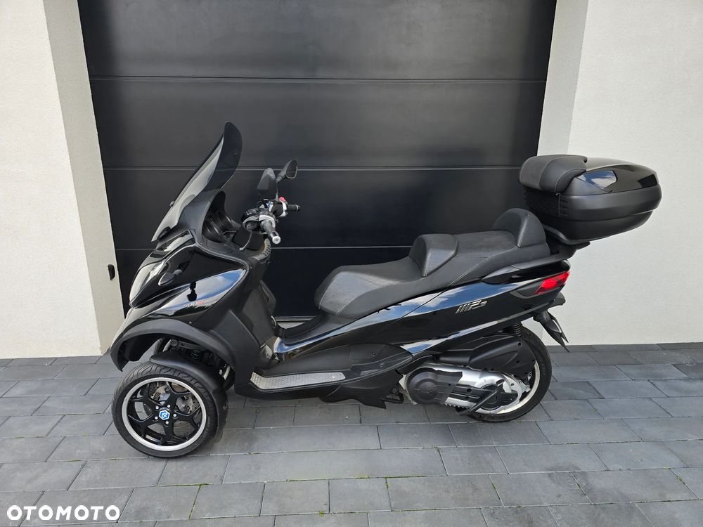 Piaggio MP-3 - 7