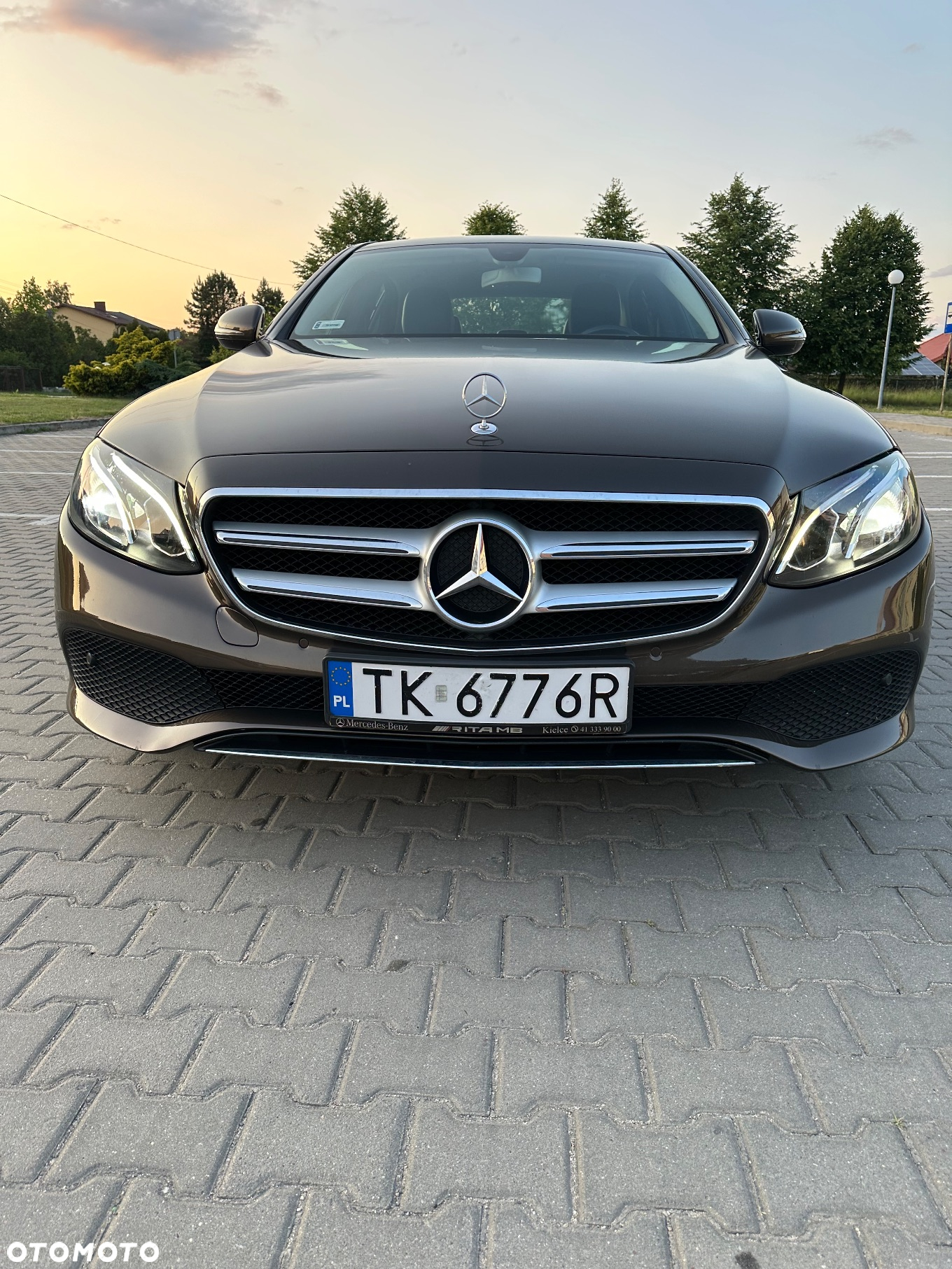 Mercedes-Benz Klasa E 220 d 9G-TRONIC - 3