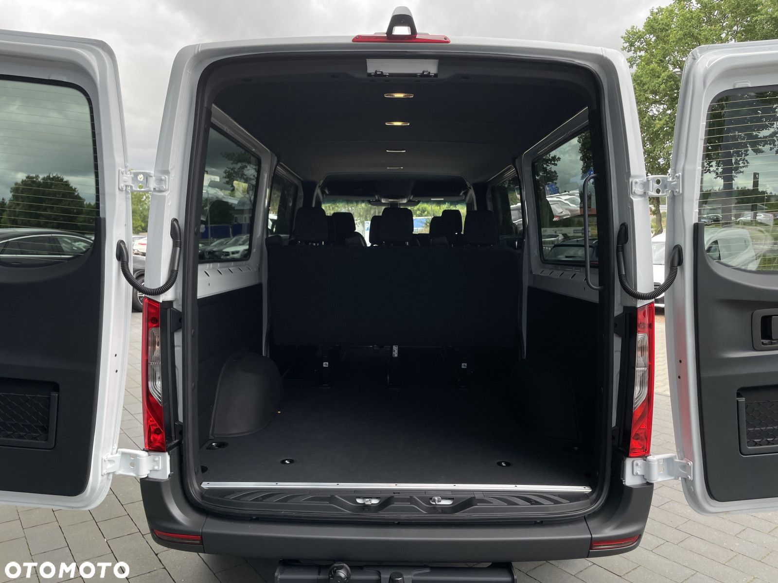 Mercedes-Benz Sprinter Tourer - 8