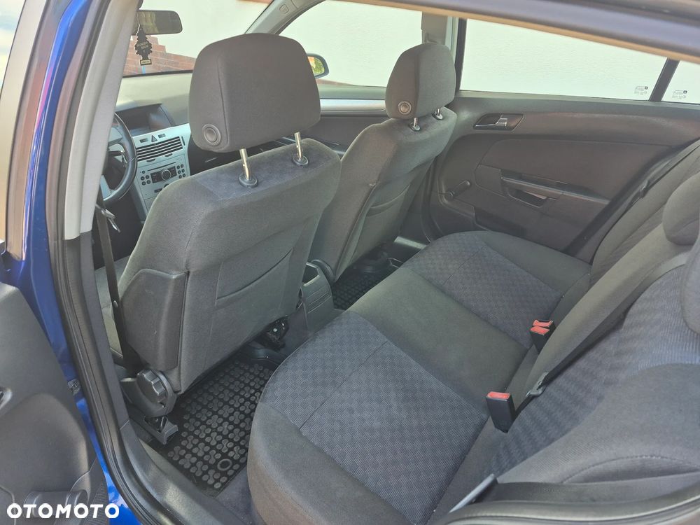 Opel Astra 1.7 CDTI 111 - 9