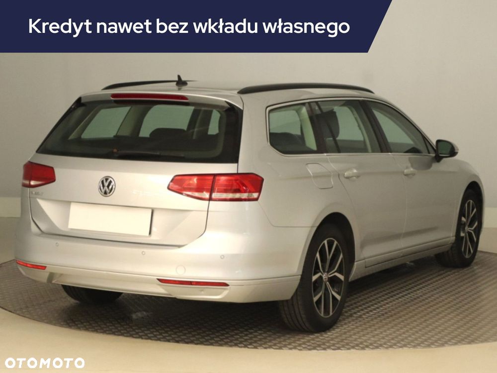 Volkswagen Passat Variant - 7