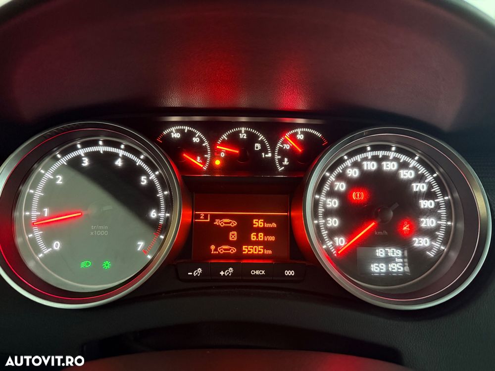 Peugeot 508 SW 155 THP Active - 24