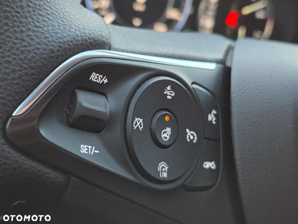 Opel Insignia 2.0 CDTI Elegance S&S - 23