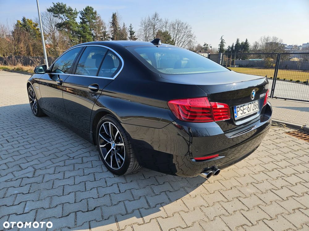 BMW Seria 5 525d xDrive Modern Line - 17
