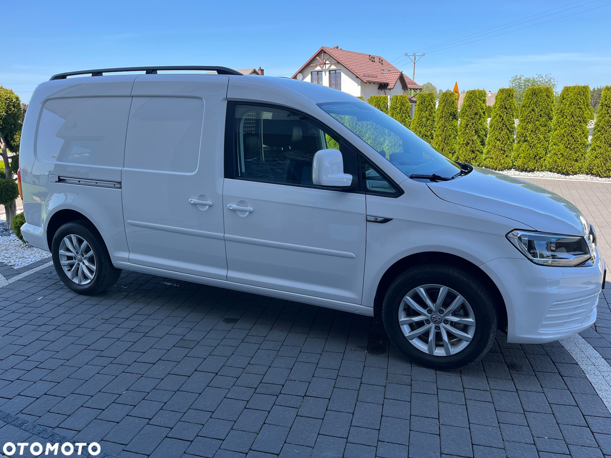 Volkswagen Caddy - 10
