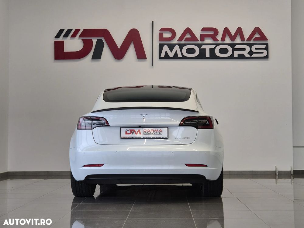 Tesla Model 3 Performance - 19