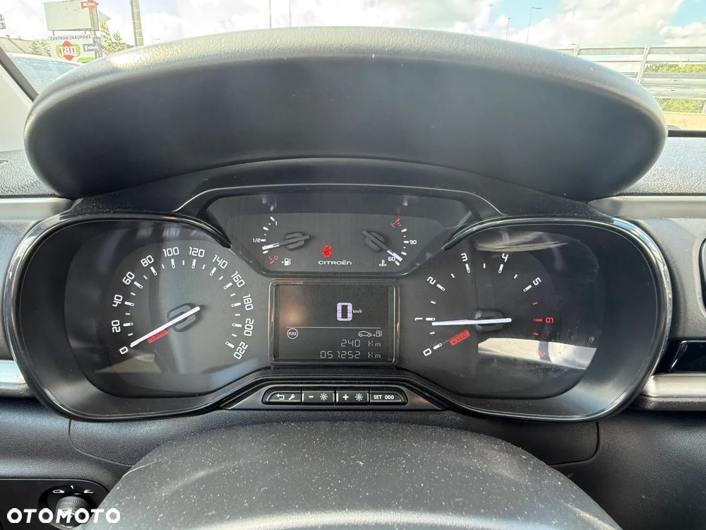 Citroën C3 1.2 PureTech Shine - 16