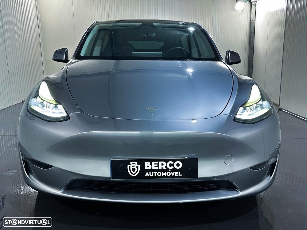Tesla Model Y Long Range Dual Motor AWD - 3
