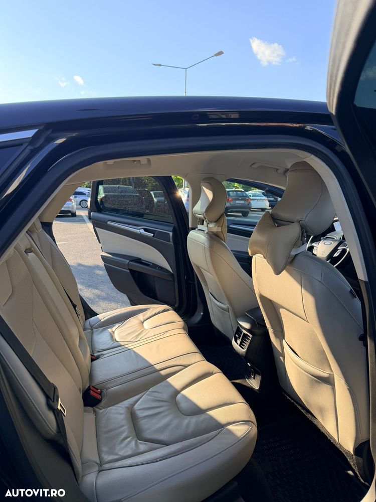 Ford Mondeo 2.0 TDCI PowerShift Titanium - 25