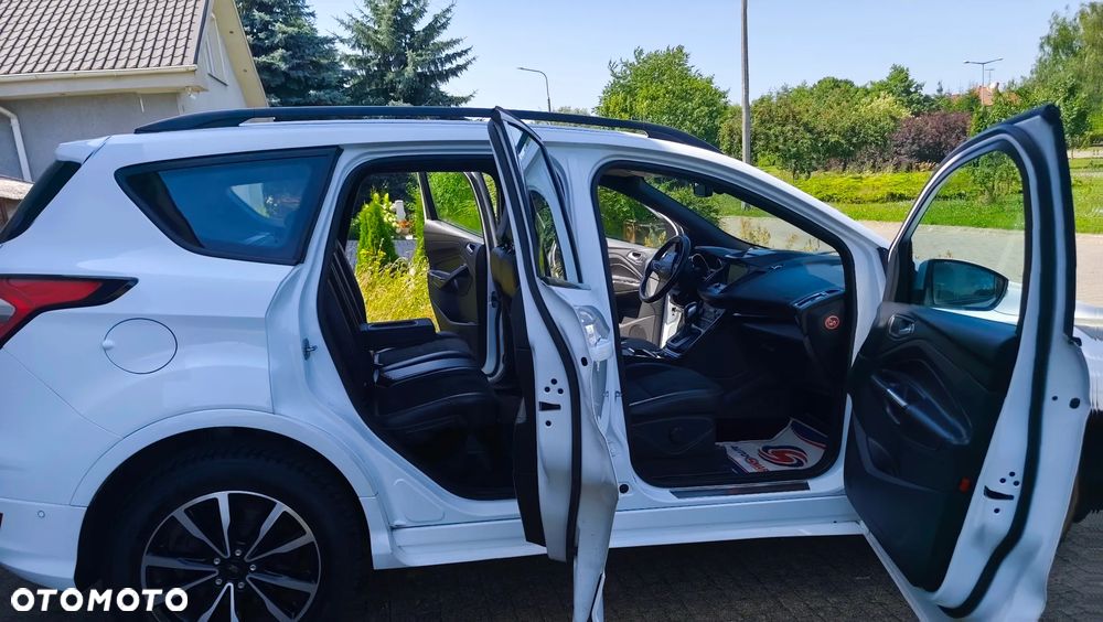 Ford Kuga 2.0 TDCi 4WD Titanium - 37
