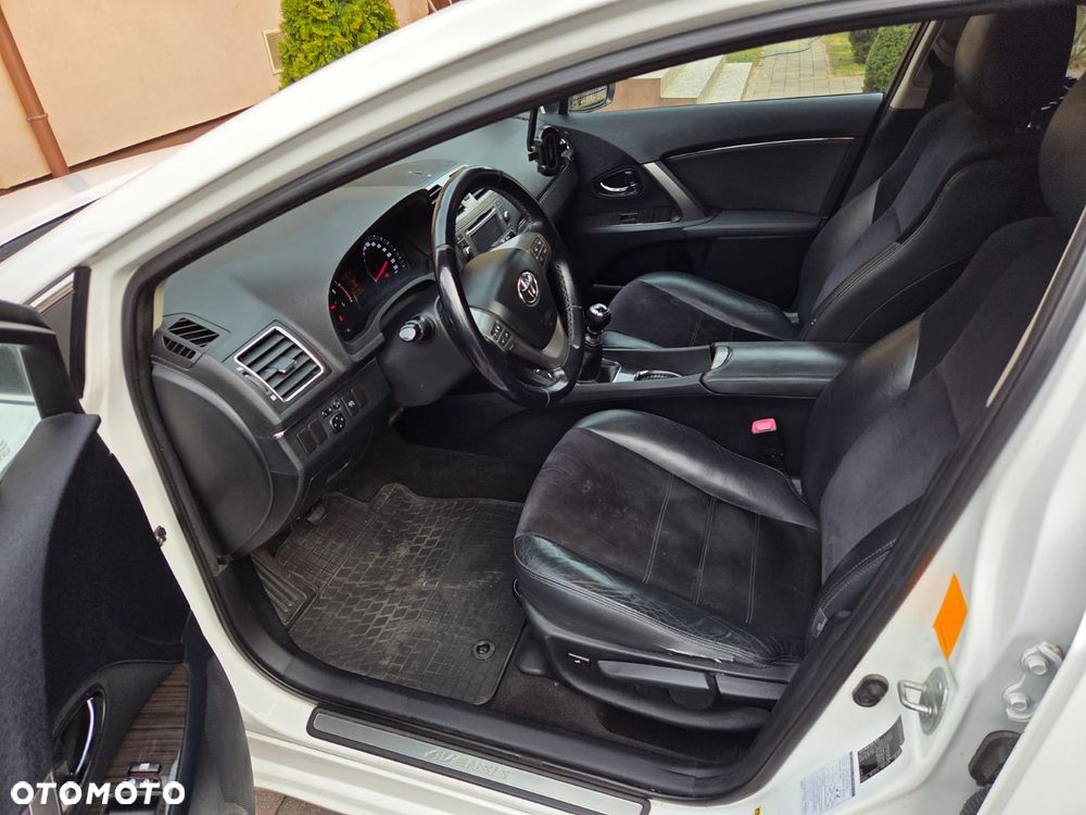 Toyota Avensis 2.2 D-CAT Prestige - 18