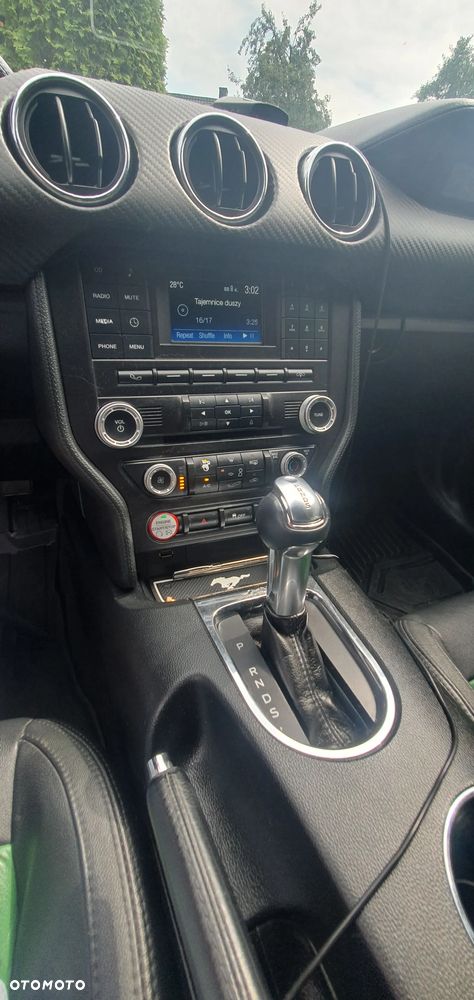 Ford Mustang - 17
