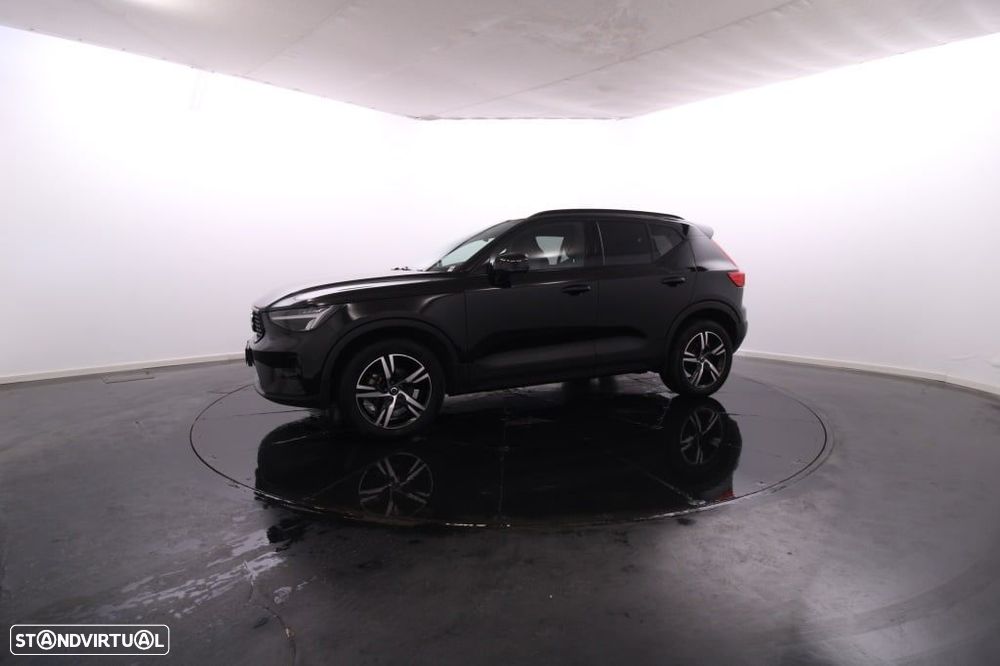 Volvo XC 40 1.5 T2 Plus Dark Auto - 2