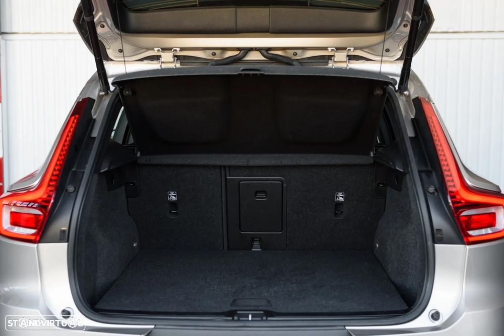 Volvo XC 40 1.5 T4 PHEV Core - 18