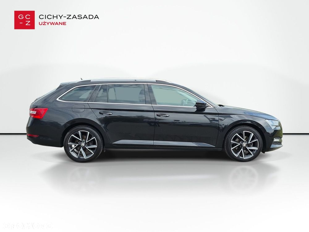 Skoda Superb 2.0 TDI SCR Style DSG - 6