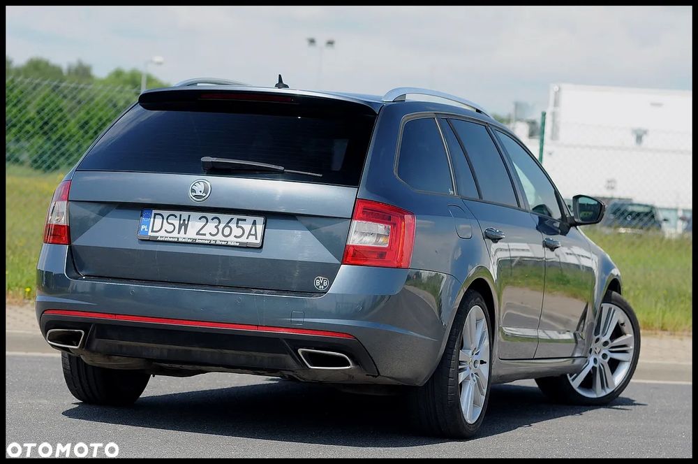 Skoda Octavia 2.0 TDI (Green tec) RS - 17