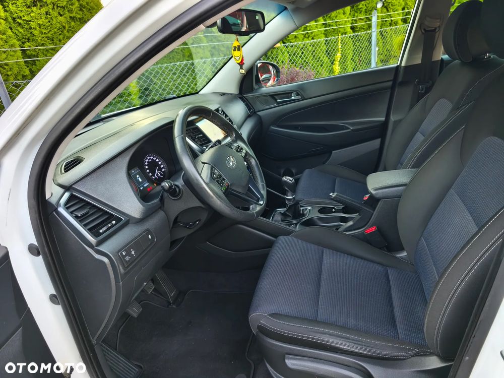 Hyundai Tucson 1.7 CRDI BlueDrive GO 2WD - 15