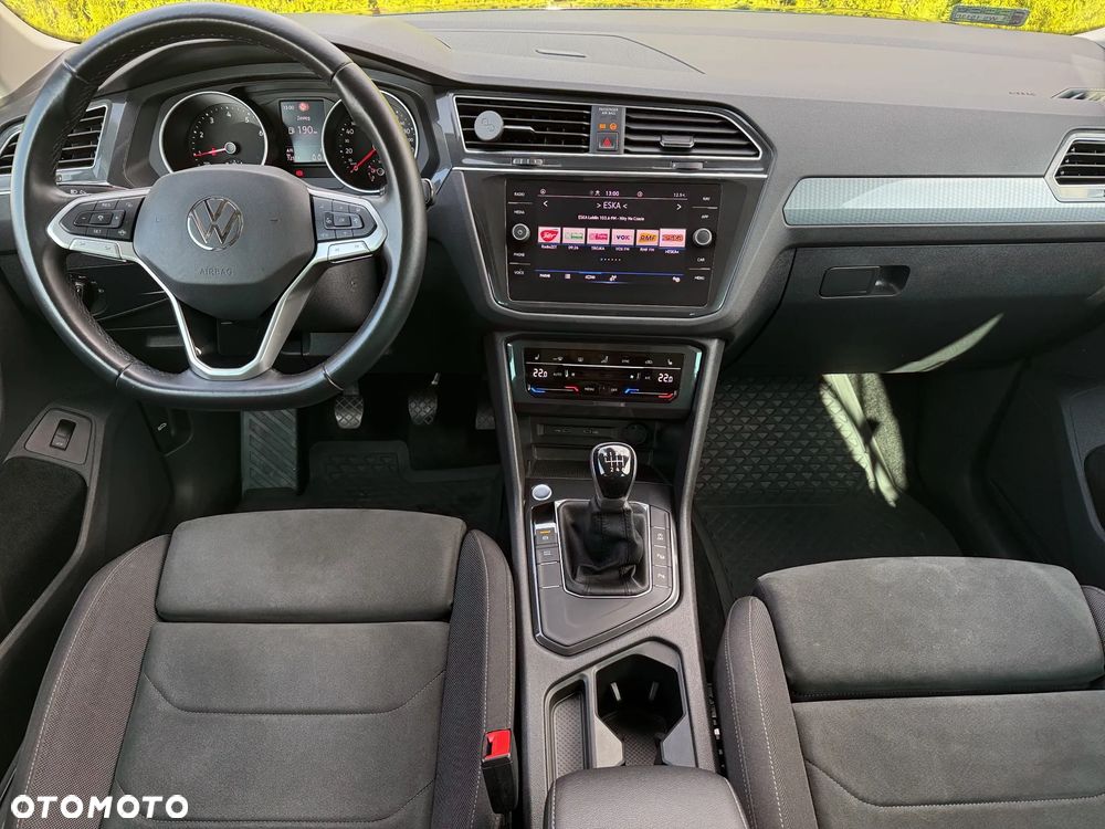 Volkswagen Tiguan - 10
