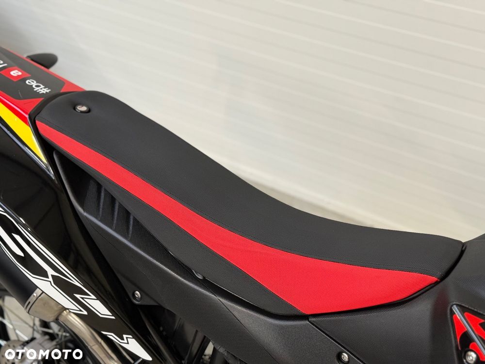 Aprilia SX - 17