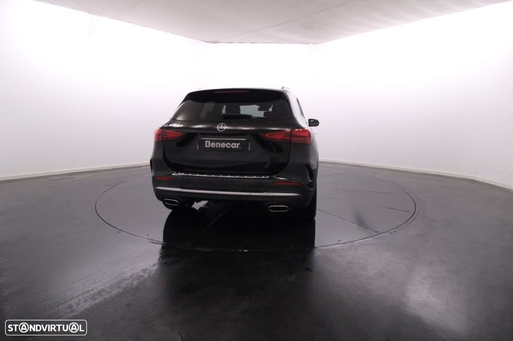 Mercedes-Benz GLA 180 d AMG Line - 6