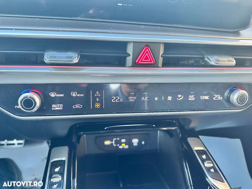 Kia Sorento 1.6 T-GDI HEV 6AT 4x2 7P Premium+ - 25