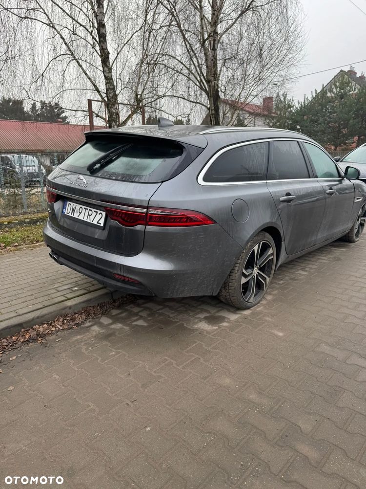 Jaguar XF 25d AWD Prestige - 6