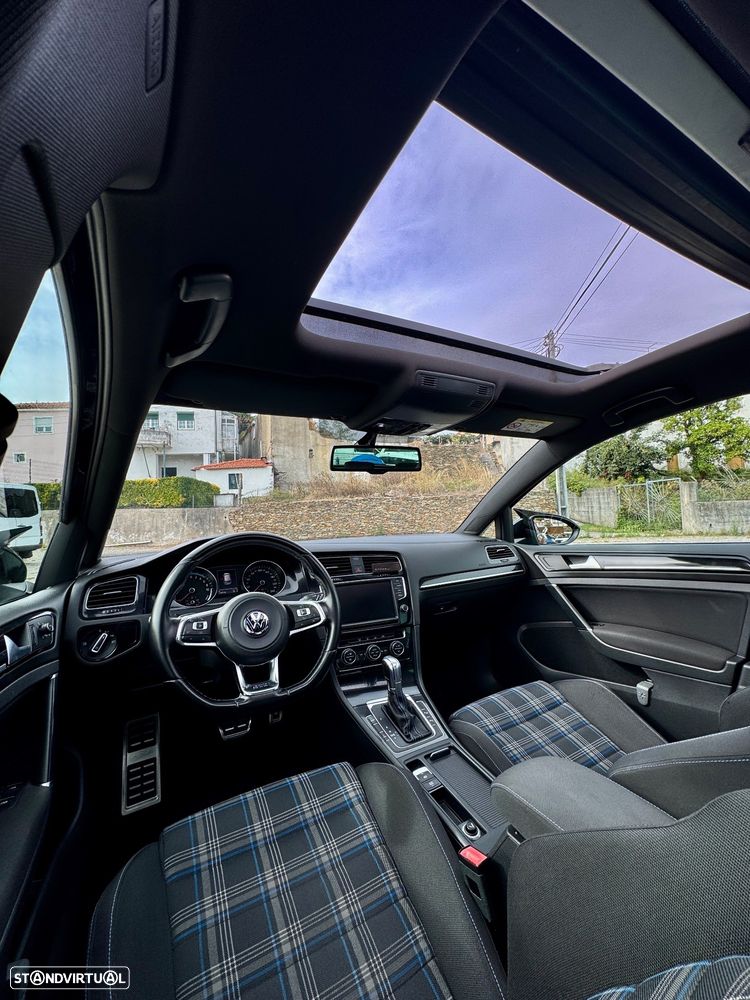 VW Golf 1.4 GTE Plug-In-Hybrid DSG - 3