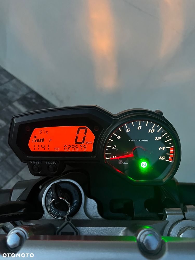 Yamaha FZ6 - 4