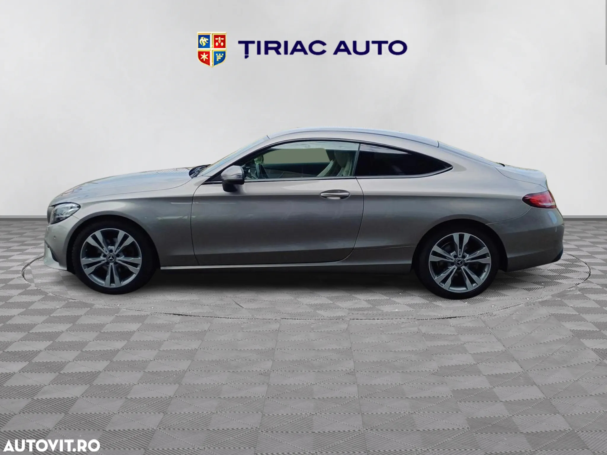 Mercedes-Benz C - 3