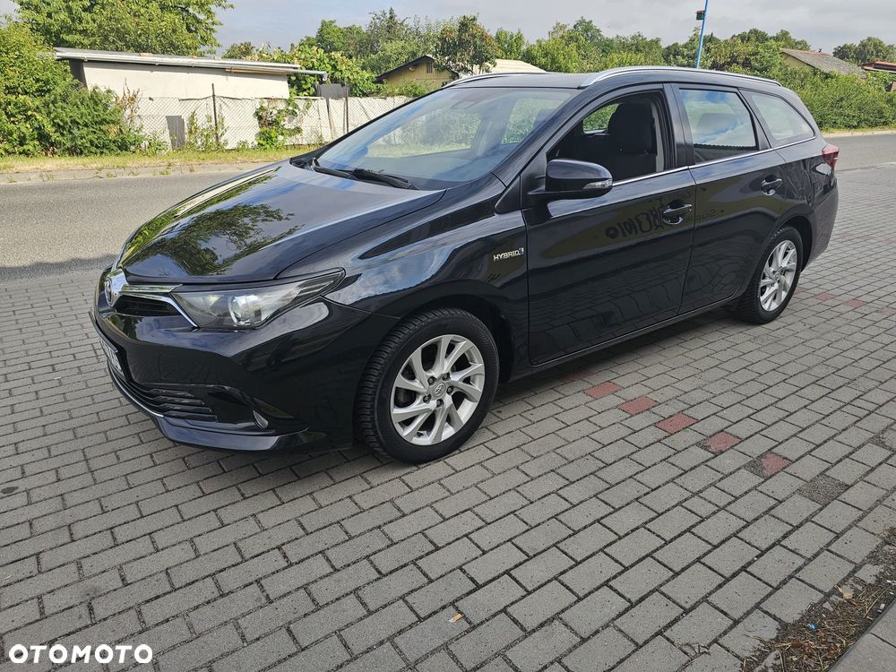 Toyota Auris - 2