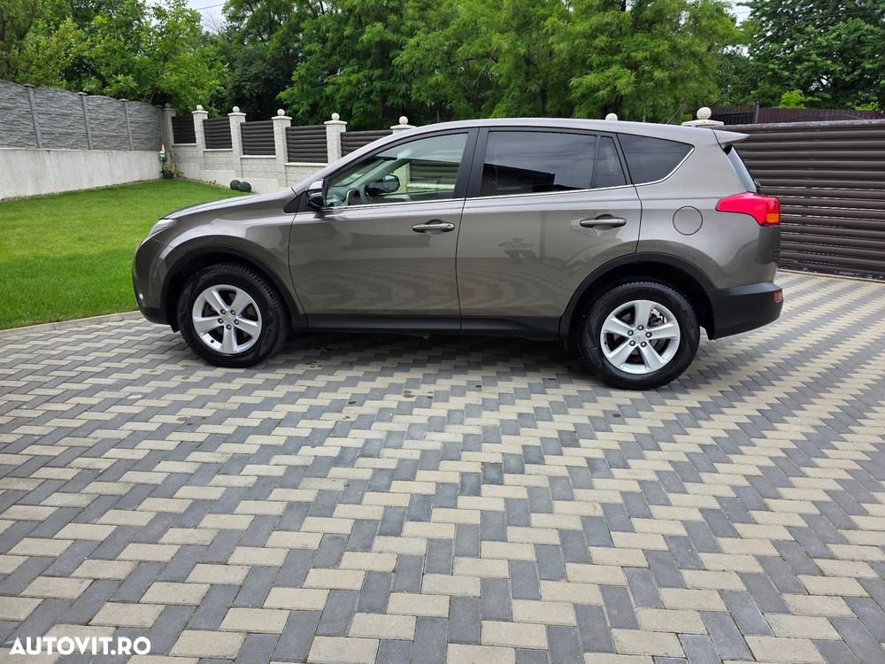 Toyota RAV4 2.0 D-4D 2WD Executive - 4