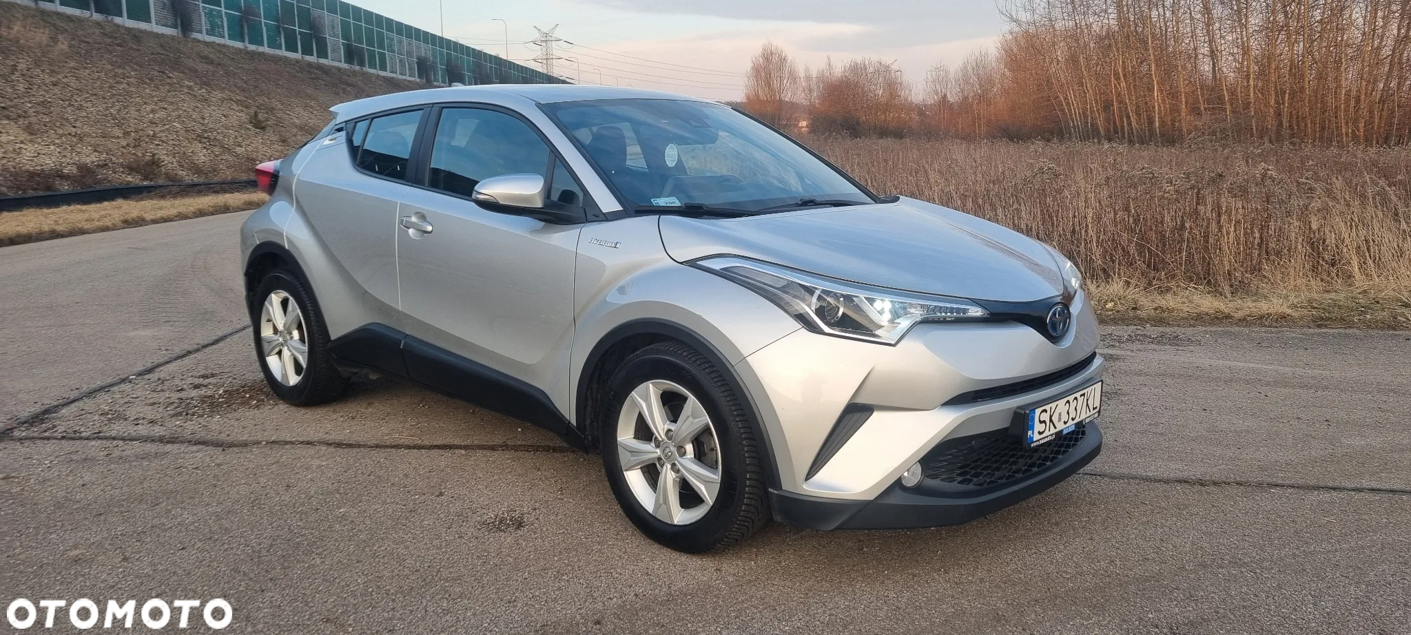 Toyota C-HR 1.8 Hybrid Dynamic - 4