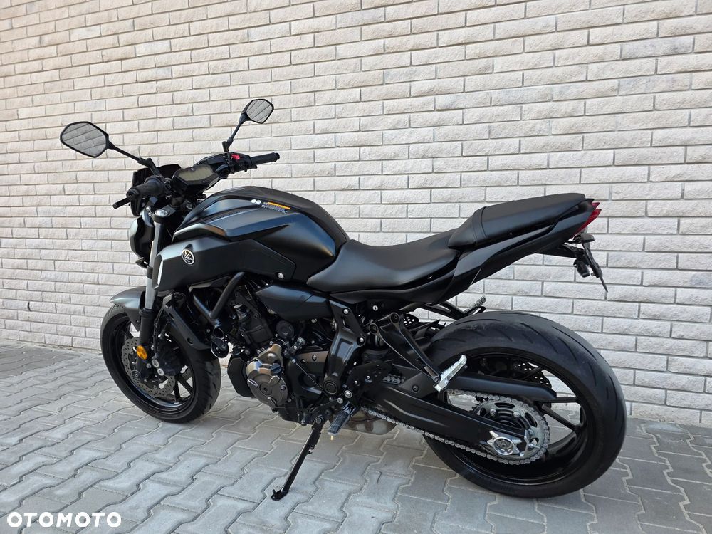 Yamaha MT - 6