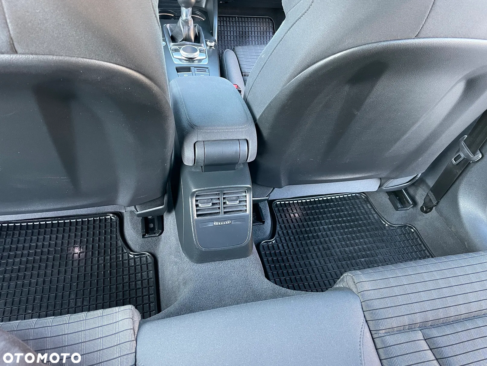 Audi A3 1.6 TDI Sportback - 32