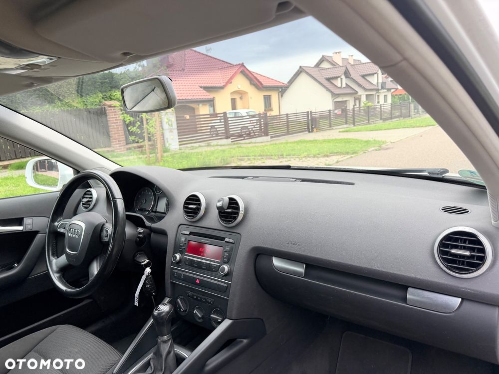 Audi A3 Sportback - 13