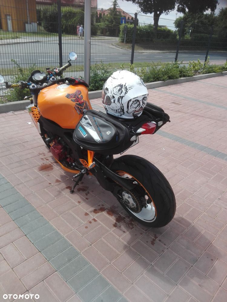 Honda CBR - 7