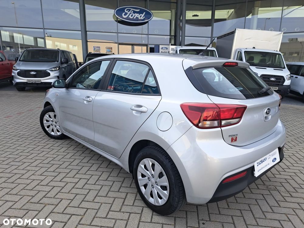 Kia Rio 1.2 M - 2