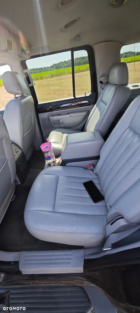 Lincoln Aviator - 4