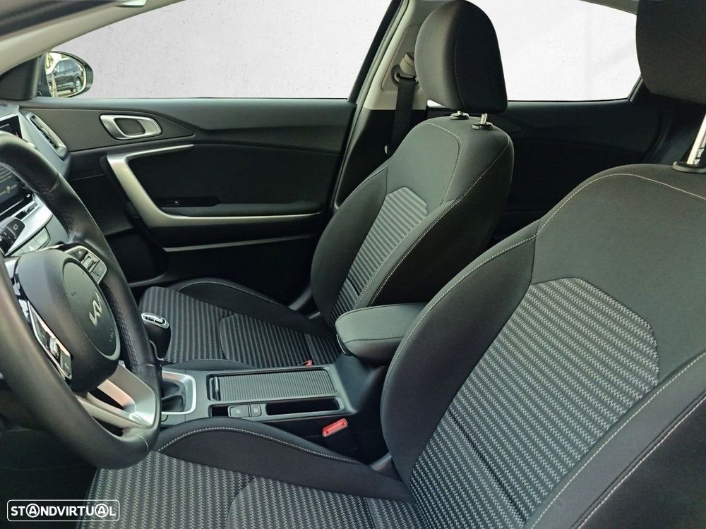 Kia XCeed 1.0 T-GDI Drive - 9