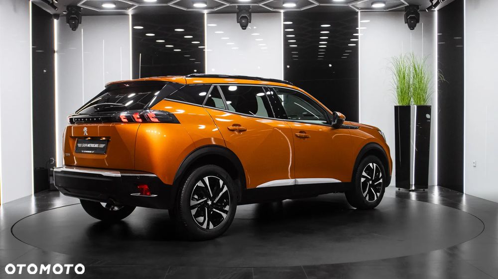 Peugeot 2008 1.2 PureTech Allure S&S - 7