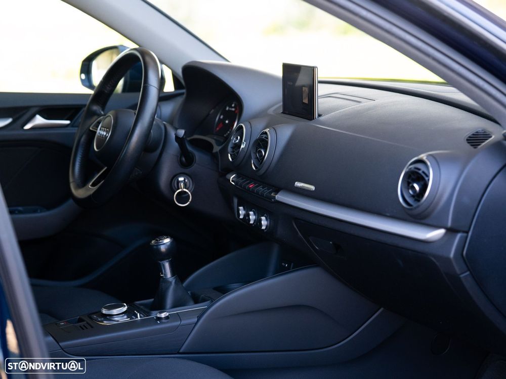 Audi A3 Sportback 30 TDI Sport - 20