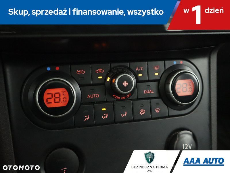 Nissan Qashqai+2 - 18