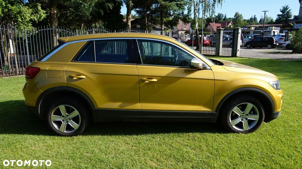 Volkswagen T-Roc - 4