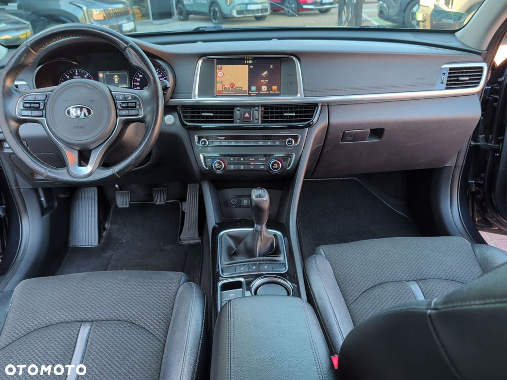 Kia Optima 1.7 CRDI L - 23
