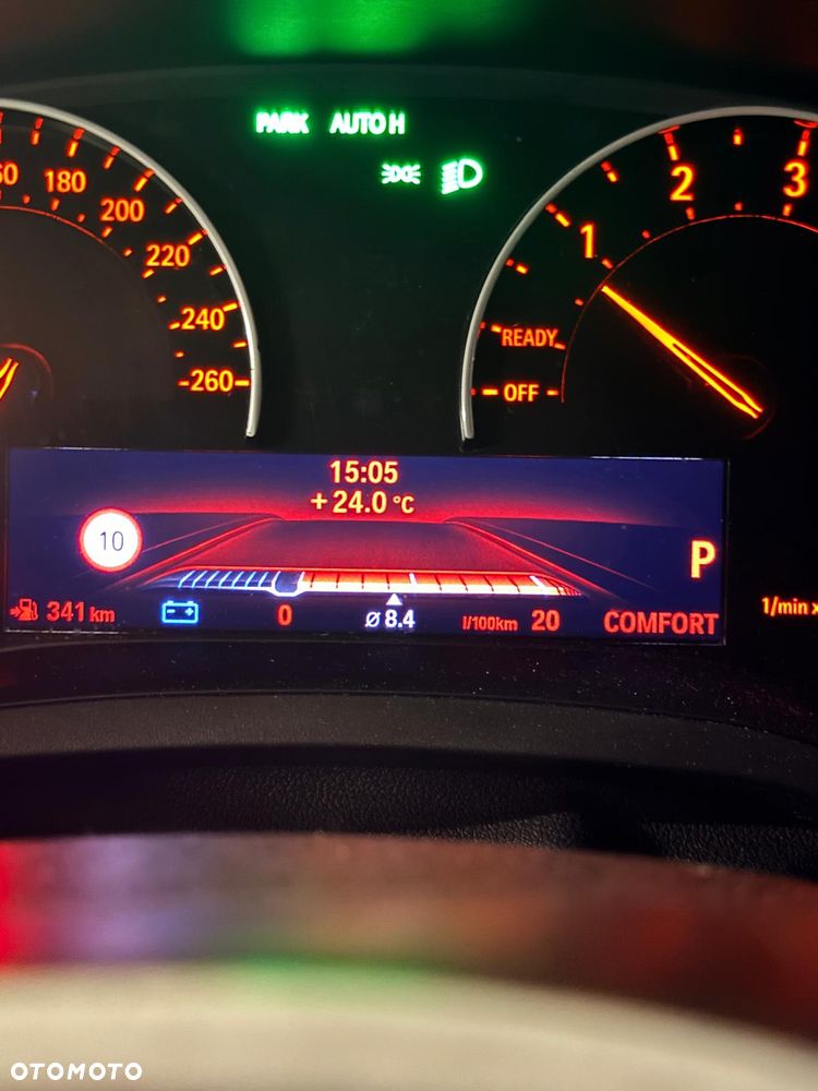 BMW Seria 3 330i xDrive Sport Line - 10