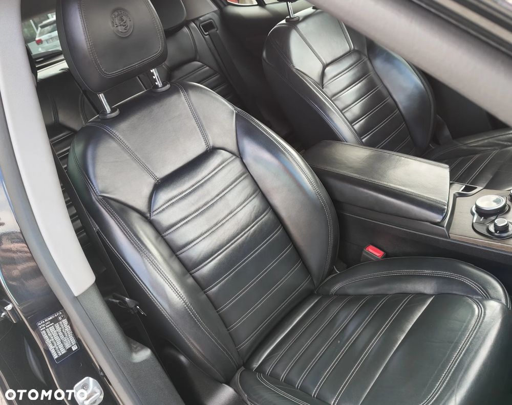 Alfa Romeo Stelvio 2.0 Turbo First Edition Q4 - 25