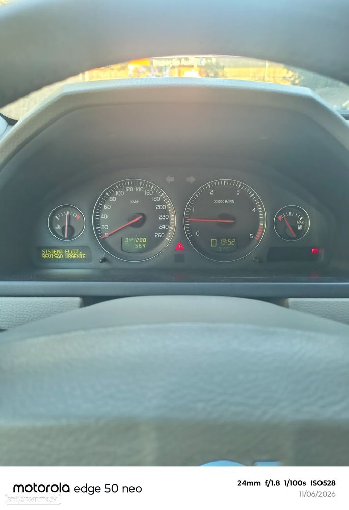 Volvo XC 90 2.4 D5 7L Nivel 2 Auto. - 2
