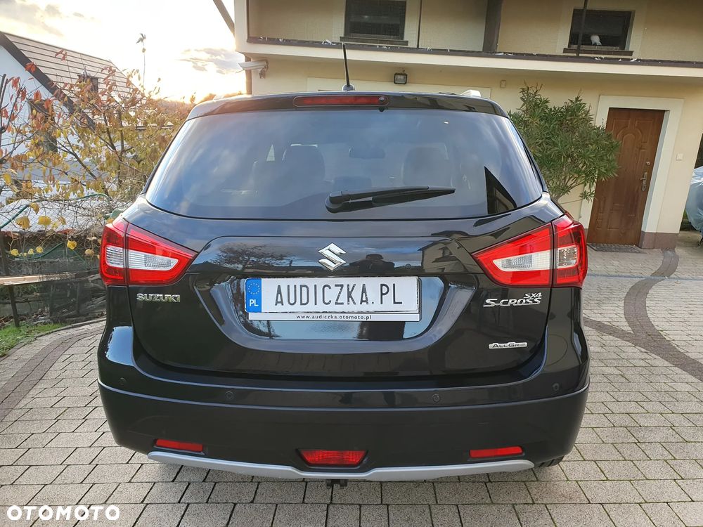 Suzuki SX4 S-Cross 1.4 T Premium 4WD - 30