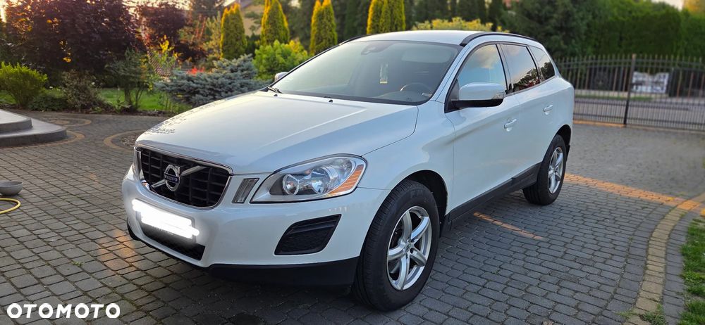 Volvo XC 60 D3 Momentum - 1