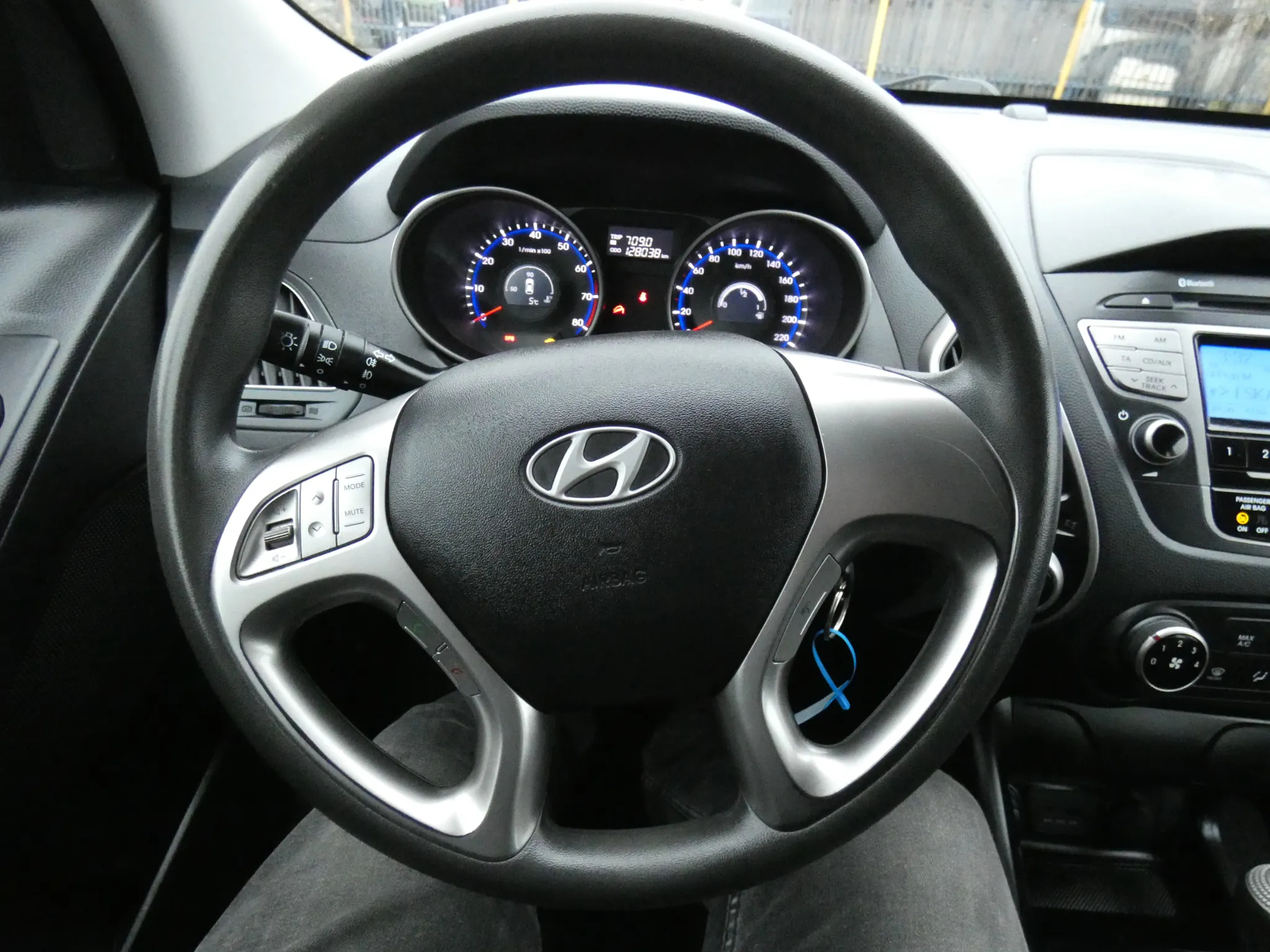 Hyundai ix35 2.0 2WD Style - 19